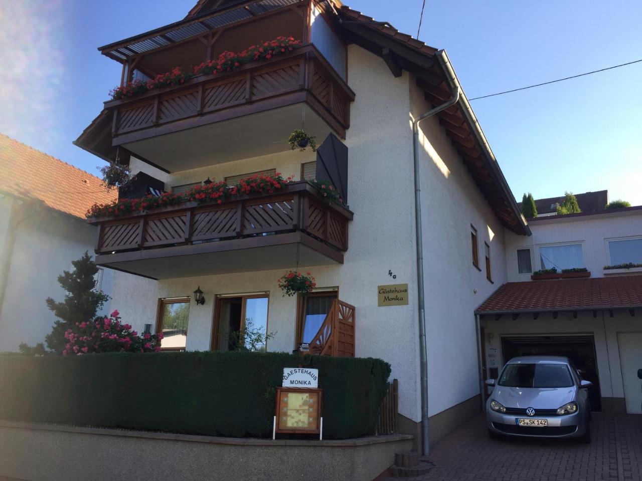 Gaestehaus Monika Hornbach Exterior foto